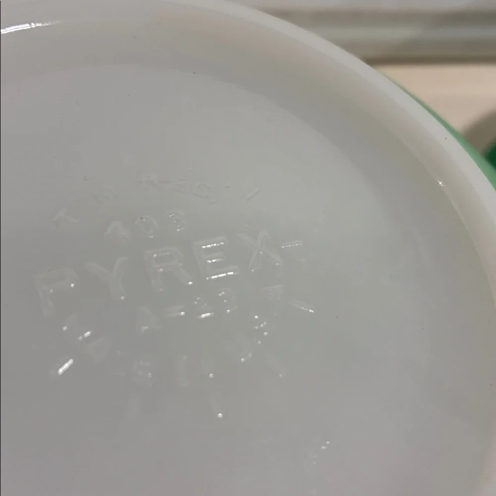 Pyrex Green/ White Bowl Big Green and White Vintage Pyrex Bowl shown on left
